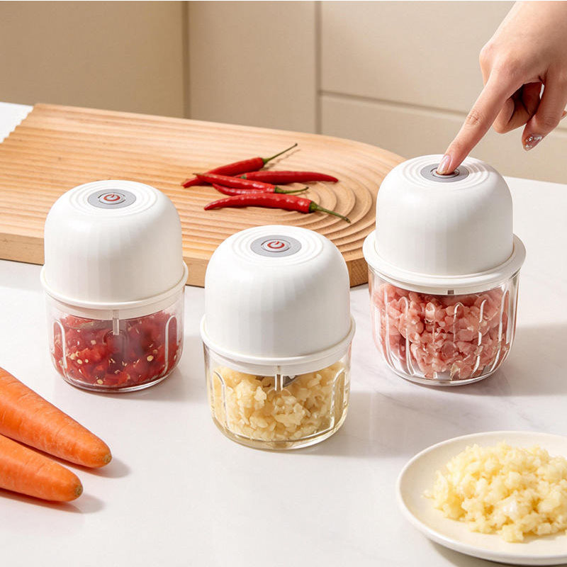 Mini household garlic chopper